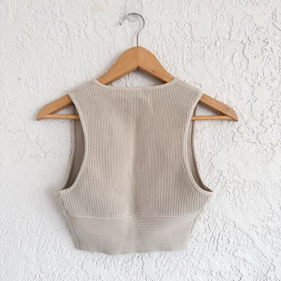 Aritzia Babaton Sculpt Knit Deep V-neck Tank Crop Top - Picture 6 of 8